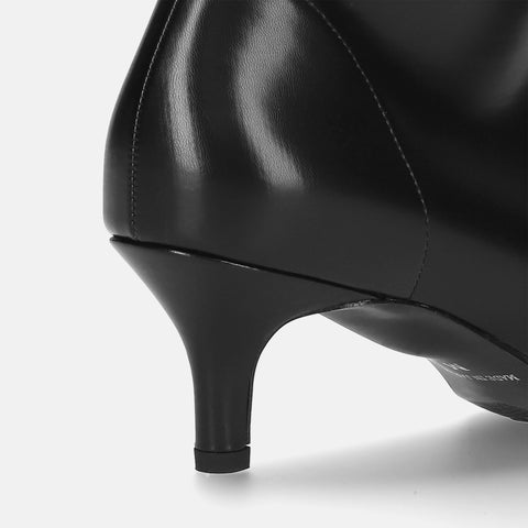 35% OFF: 2023AW: Pointed toe short boots (5736) Black