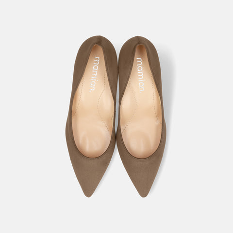 2025AW：iCoN COLORS：ポインテッドトゥ スエード パンプス（C76532）トープS/mamian（マミアン）